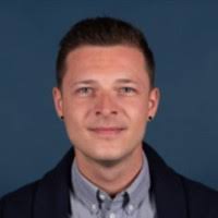 40+ perfiles de «Bössert»