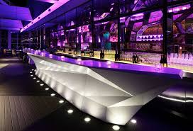 Top Picks 5 Incredible Rooftop Restaurants Worldwide Nightclub Design Club Design Bar Design Restaurant