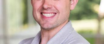 CS Professor Reid Holmes Receives CS-Can/Info-Can Outstanding Young  Computer Science Research Prize