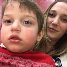 Heather Cummings's Instagram, Twitter & Facebook