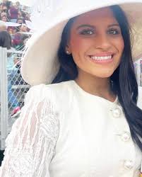 Gretchen Trahan Savoy (@make_up_by_gretchensavoy) • Instagram photos and  videos