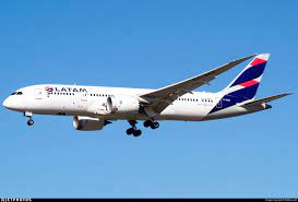CC-BBB | Boeing 787-8 Dreamliner | LATAM Airlines | Mateo León | JetPhotos