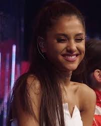 Pin On Ariana Grande