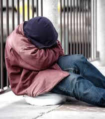 Y a un paquet de choses qui vous pourriez réaliser avec ça ! Millionnaire Il Se Debarrasse De Sa Fortune Et Vit Avec 1000 Euros Par Mois