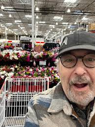 Just wondering how crazy the store is this afternoon? Anyone been in the  store recently? Trying to decide whether to make the trek and brave the  parking lot or not 🙂