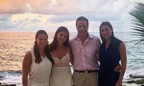 Andrew cuomo in puerto rico with his daughters mariah, cara and michaela on nov. Andrew Cuomo New York Governor But Most Importantly Family Man