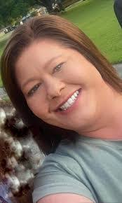 Noel Perry's Instagram, Twitter & Facebook