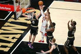 We accept bets on basketball: Trae Young Keys Second Half Surge As Hawks Top Bulls 120 108 Peachtree Hoops