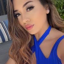 Isabel Sigala's Instagram, Twitter & Facebook