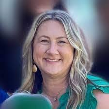 Amy Hawks's Instagram, Twitter & Facebook