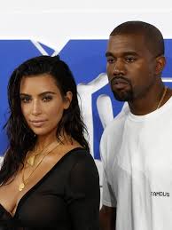 Hij was voor het eerst bekend als producer. Kanye West Und Kim Kardashian Kein Rosenkrieg In Sicht