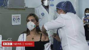 La vacuna recibió un certificado de registro por parte del ministerio de salud de la federación rusa, de acuerdo con la legislación aprobada durante la pandemia, puede usarse ya para vacunar a la población. Vacuna Contra El Coronavirus Que Se Sabe Del Inicio De La Inmunizacion Del Covid 19 En Venezuela Y Por Que Es Polemica Bbc News Mundo