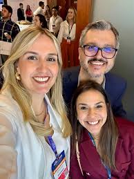 fotodump do congresso brasileiro de reprodução assistida. Momentos de  atualização e troca científicas, de entender práticas de algumas das minhas  referências mundiais do assunto e, claro, de socializar com amigos do Brasil