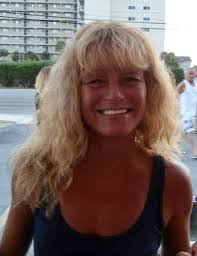 Amanda Snoddy's Instagram, Twitter & Facebook