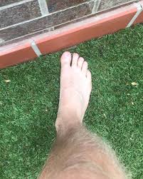 Katie hopkins height 5 feet 7 inches (approx) & weight 208 lbs (94.3 kg) (approx.). I M A Celebrity S Ash Williams Bizarre Gig Selling Foot Pics