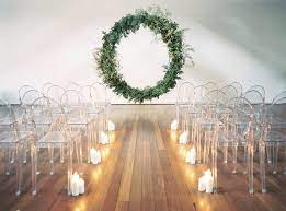 A Minimalist Wedding That Packs A Design Punch Modern Minimalist Wedding Minimalist Wedding Minimal Wedding