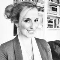 Marci Pierce's Instagram, Twitter & Facebook