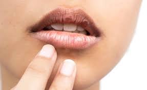 The idea is to irritate your lips slightly so that they fill with fluid and become flushed. How To Plump Lips Naturally With Diy Lip Plumper Tea Breakfast