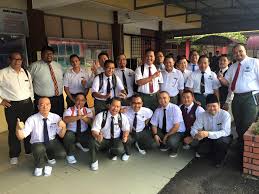 Sebagai siswa yang baik, jangan lupa untuk perlu diketahui, sejarah hari guru nasional berkaitan erat dengan persatuan guru republik indonesia (pgri) yang diawali oleh terbentuknya persatuan guru. Sekitar Suasana Sambutan Hari Guru Peringkat Smk Semerah Tema Pakaian Kembali Ke Sekolah Tema Hari Guru Peringkat Kebangsaan Ialah Guru Pembina Negara Bangsa Terima Kasih Dan Tahniah Kepada Semua Pihak Guru Dan