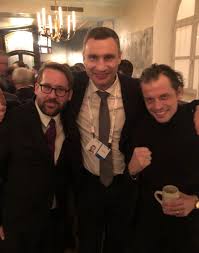 Therapien, chemos, hochs, tiefs, schmerzen. Dandy Diary Macher Carl Jakob Haupt Mit 34 Gestorben B Z Berlin