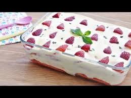 Recette Du Tiramisu Aux Fraises Aux Fourneaux Tiramisu Recette Recette Tiramisu Fraise Tiramisu Fraise