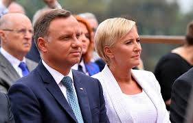 Prezydent przestrzegł również najmłodszych przez szalejącą pandemią. Prezydent Andrzej Duda Jako Czlowiek Wierzacy Mam Prawo Realizowac Swoje Praktyki Religijne