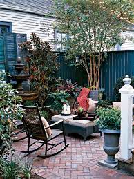 87 Cute And Simple Tiny Patio Garden Ideas Roundecor Courtyard Landscaping Courtyard Design Backyard Patio