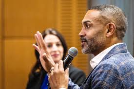 Former NBA All-Star inspires ASU students in fireside chat