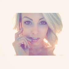 Kristin Ferry's Instagram, Twitter & Facebook