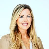 Lynette Stevens's Instagram, Twitter & Facebook