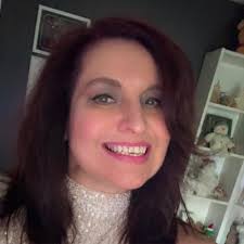 What are the differences between Canva and Creative Fabrica?