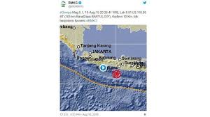 Selain itu, badan meteorologi klimatologi dan geofisika atau bmkg mencatat gempa terkini yang bisa dirasakan pada hari ini, sabtu 5 juni 2021, pukul 21.52 wib. Malam Ini Pukul 20 26 Wib Bantul Diguncang Gempa 5 1 Sr Baca Doa Ini Saat Gempa Bangka Pos