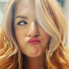 Daisy Stratton (daisyalyslove)