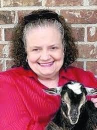 Carol Parrino's Instagram, Twitter & Facebook