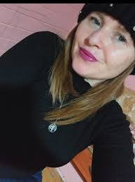 Doris Caro's Instagram, Twitter & Facebook