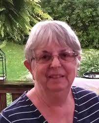 Alice Halterman's Instagram, Twitter & Facebook