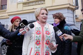 Viorica dăncilă, replică pentru klaus iohannis: Cum AratÄ SoÈul VioricÄi DÄncilÄ Èi CaÈi Bani CaÈtigÄ Anual Cel Mai Bogat Manager Din Industria PetrolierÄ ArgeÈeanÄ Bugetul Ro