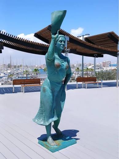 Monumento a la Mujer del Marinero
