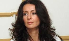 Mihaela rădulescu este machiată de cumnata ei cu care are o. Mihaela RÄƒdulescu Jigniri Grave Esca SÄƒ CiteascÄƒ Randurile Astea Si SÄƒ CureÅ£e Locul De Gunoaie Ca Tine Obiectiv Info