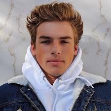 Patrick Huston Tik Tok Age Height Famous Birthdays How Old Tall Patrick Huston Christian Celebrities Celebrity Airport Style