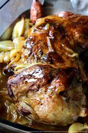 Epaule D Agneau Confite Au Four Mijotee Dans Son Jus Aux Epices Douces Les Epices Rient Agneau Confit Recettes De Cuisine Recette Gigot Agneau