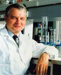 Last year he was a shared winner of the nobel prize last year, french scientist luc montagnier shared the award for medicine for his part in the. Biografia Di Luc Montagnier