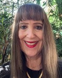 Ashley Singerman's Instagram, Twitter & Facebook