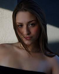 Maria Mol (@mariaamml) • Instagram photos and videos