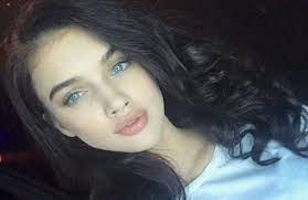 #lensanusakenari #aloritusa #viralalor video dugaan tiga orang perempuan di kupang mencuri pakaian. 20 Wanita Tercantik Di Dunia Nomor 1 Asal Prancis Berikutnya Personel K Pop Okezone Lifestyle