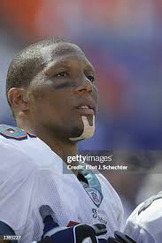 64 Miami Dolphins Oronde Gadsden Photos & High Res Pictures