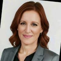 Ashley Eldred's Instagram, Twitter & Facebook