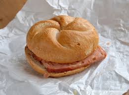 Grünes blattgemüse hat schließlich tatsächlich wenig kalorien. Wie Viele Kalorien Hat Leberkase Bzw Eine Leberkassemmel Die Frische Kuche