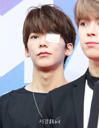 민찬은 8일 오후 베리베리의 공식 sns를 통해 6일 브이앱에서 저의 언행으로 불편함을 느끼신 모든 분들께 진심으로 사과드린다. ë² ë¦¬ë² ë¦¬ ë¯¼ì°¬ ì•ˆëŒ€ íˆ¬í˜¼ 2019 Mgma