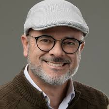 Anne Monteiro (@annemontsan)